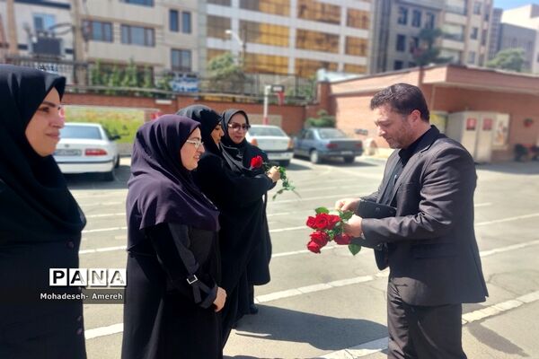 مانور بازگشایی مدارس منطقه ۸