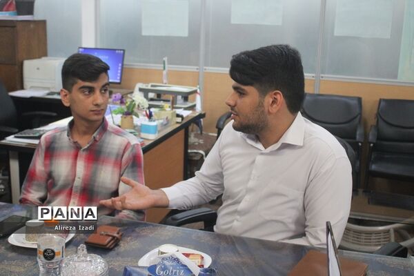 نشست هیات رئیسه شورای دانش‌آموزی استان بوشهر