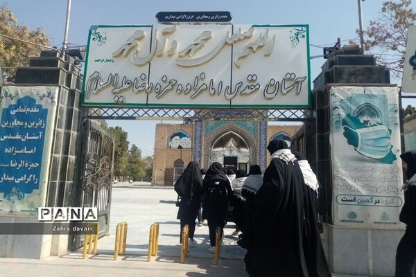 مراسم غبارروبی گلزار شهدا در شهر زیارت