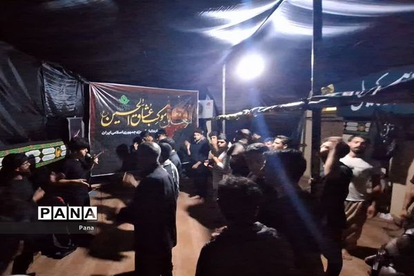 جلوه‌هایی از حضور و فعالیت دانش‌آموزان ایرانی و عراقی در موکب ‌های اربعین