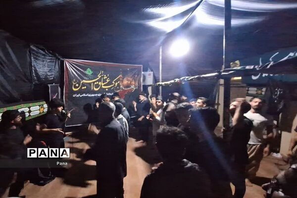 جلوه‌هایی از حضور و فعالیت دانش‌آموزان ایرانی و عراقی در موکب ‌های اربعین