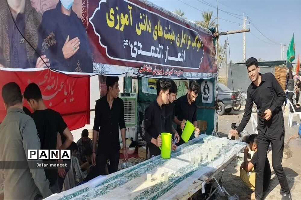 موکب دانش آموزی  در مسیر قدمگاه ابوالفضل العباس (ع) در شادگان