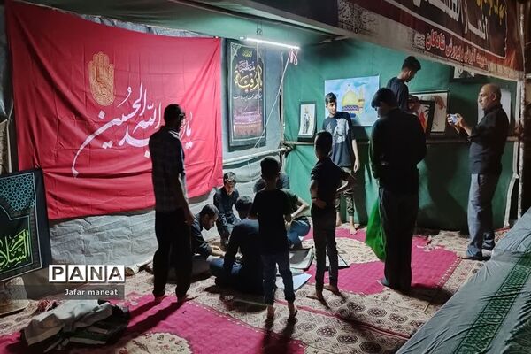 موکب دانش آموزی  در مسیر قدمگاه ابوالفضل العباس (ع) در شادگان