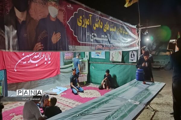 موکب دانش آموزی  در مسیر قدمگاه ابوالفضل العباس (ع) در شادگان