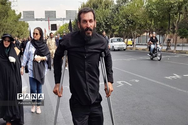 مراسم پیاده‌روی جاماندگان اربعین حسینی در ملارد