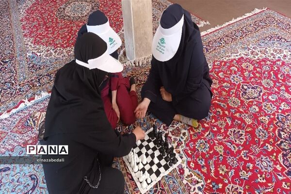 برگزاری اردوی یک‌روزه دانش‌آموزان دختر در اردوگاه نور شهرستان فیروزکوه
