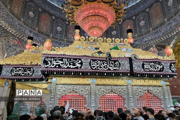 حال و هوای حرم ائمه معصومین در راهپیمایی اربعین