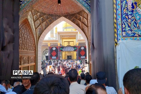 حال و هوای حرم ائمه معصومین در راهپیمایی اربعین