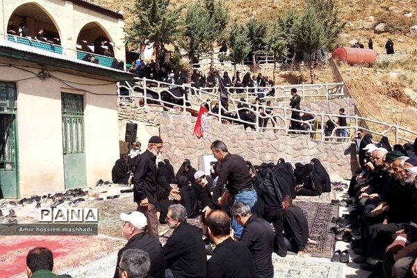 مراسم پیاده‌روی جاماندگان  اربعین در روستای جورد رودهن