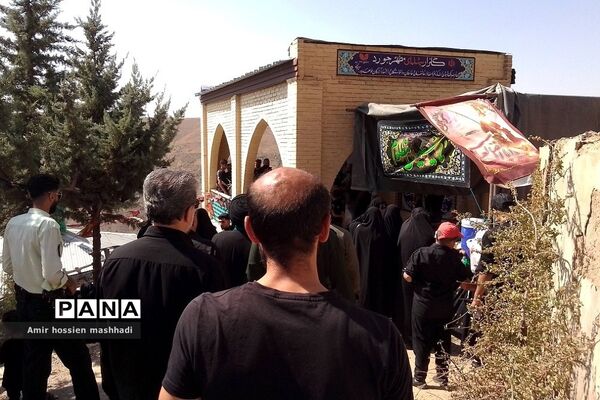 مراسم پیاده‌روی جاماندگان  اربعین در روستای جورد رودهن