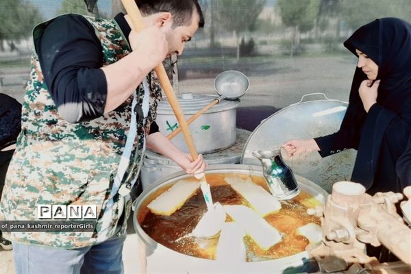 آیین پیاده‌روی حرم تا حرم در کاشمر