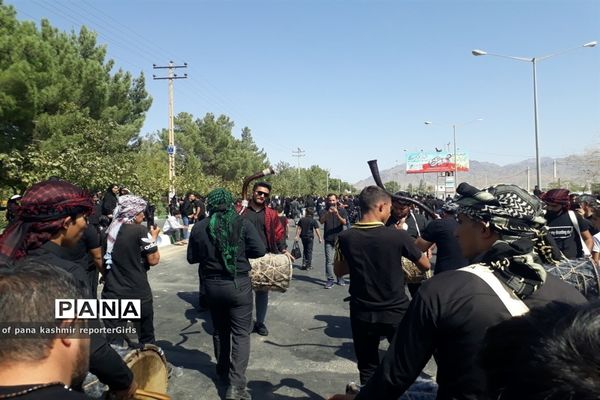 آیین پیاده‌روی حرم تا حرم در کاشمر