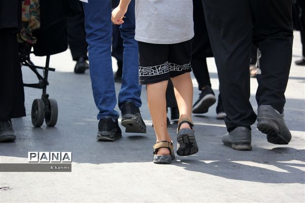 پاهای جا مانده اربعین1402