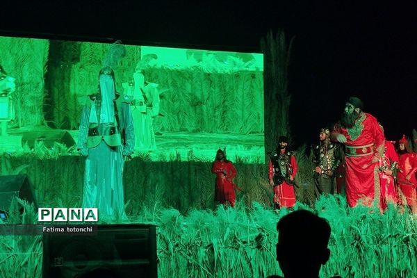 نمایش بزرگ "برفرازهستی" کاری از گروه فرهنگی و هنری مهتاب