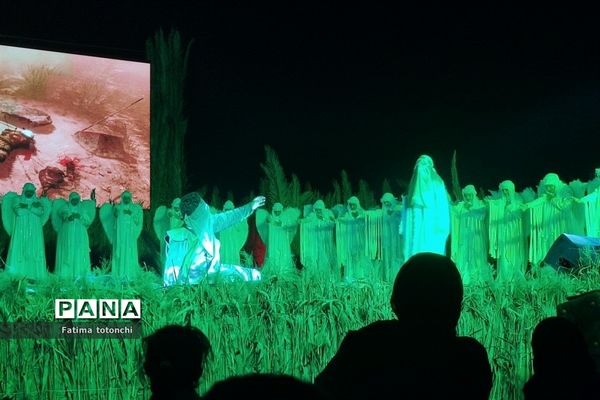 نمایش بزرگ "برفرازهستی" کاری از گروه فرهنگی و هنری مهتاب