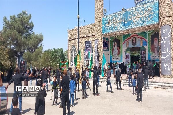 مراسم عزاداری روز اربعین درآستان مقدس امامزاده سید محمد(ع)کاشمر