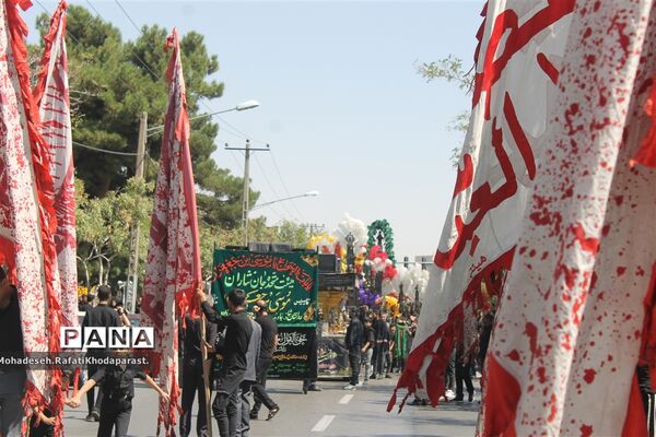 بیعت عاشقان اباعبدالله (ع) در روز اربعین