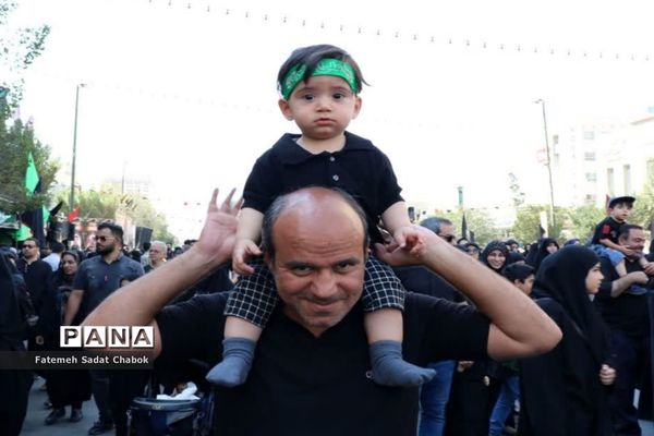حال و هوای کودکان در راهپیمایی جاماندگان اربعین
