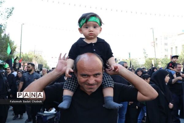 حال و هوای کودکان در راهپیمایی جاماندگان اربعین