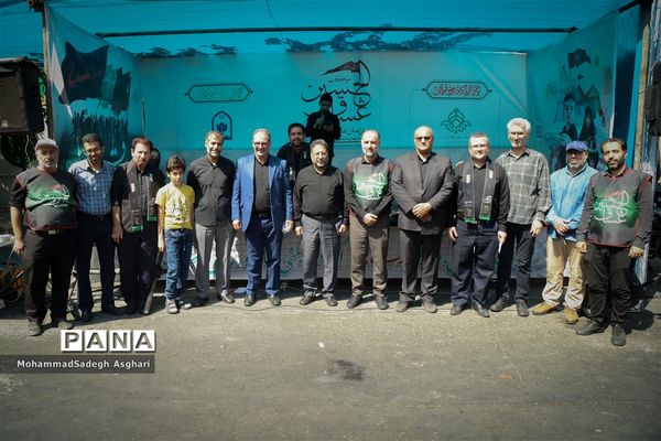 موکب عشاق الحسین در مسیر جاماندگان اربعین