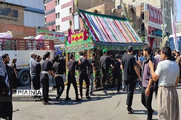 حضور هیات های مذهبی کاشمر در کربلای معلی