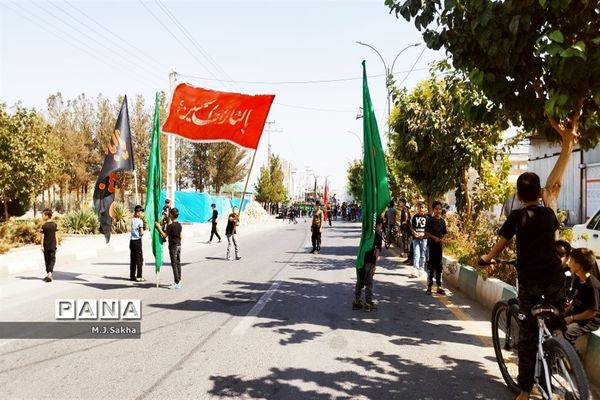 پیاده‌روی اربعین حسینی در شهر جعفریه قم