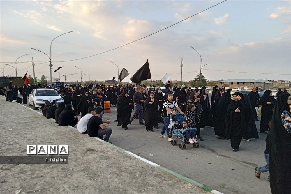 حال و هوای موکب های اربعین در پیاده‌روی زائران جمکران