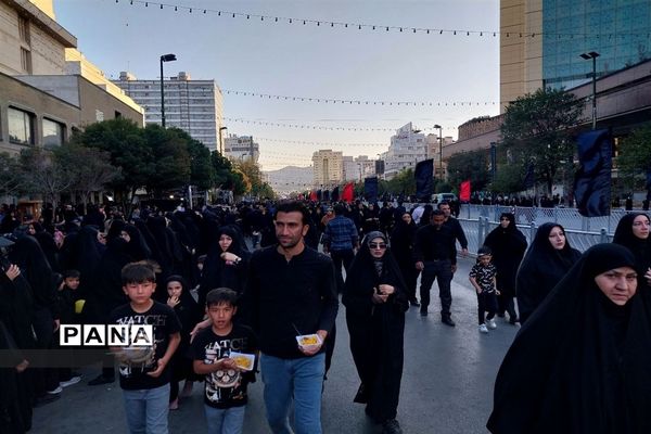 اجتماع بزرگ دلدادگان‌ حسینی