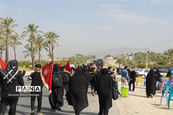 پیاده‌روی جاماندگان اربعین حسینی در شهرستان کازرون