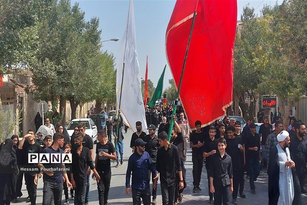 بزرگترین اجتماع معنوی شهرستان نایین