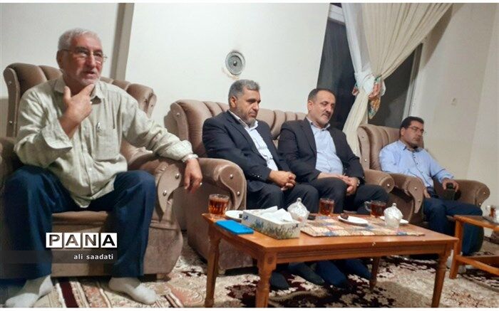 دیدار مدیر آموزش و پرورش کلات با خانواده مرحوم محمد رشیدپور لایین