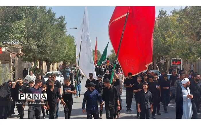 بزرگترین اجتماع معنوی شهرستان نایین/ فیلم