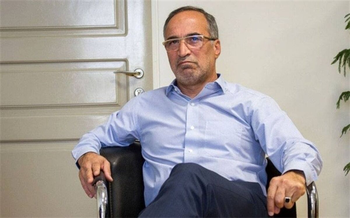 رقابت گروه‌های سیاسی نباید منجر به توهین و افترا شود
