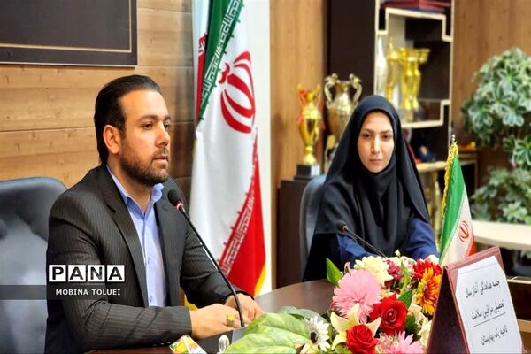 نشست هماهنگی مراقبان سلامت ناحیه یک بهارستان برای شروع سال تحصیلی