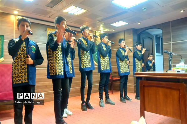 سفر فرهنگیان نمونه شهر تهران به مشهد الرضا(ع)