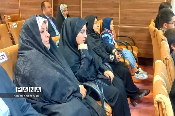 سفر فرهنگیان نمونه شهر تهران به مشهد الرضا(ع)