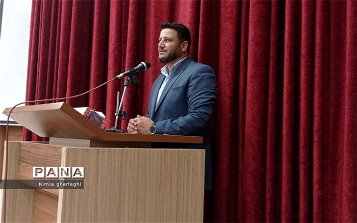 برنامه‌های بسیج دانش‌آموزی زمینه‌ساز طلوع آفتاب ولایت عظما است