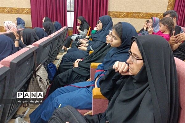 اختتامیه مسابقات استانی گروه دختران المپیاد رویش در اردوگاه شهید دستغیب شیراز