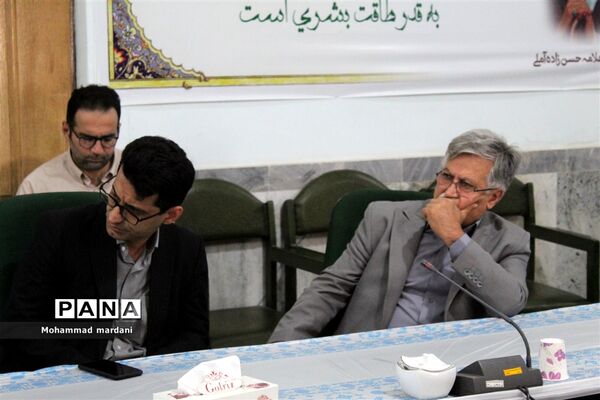جلسه شورای آموزش و پرورش شهرستان ساری