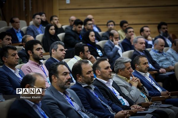 همایش «نظاره جهش تولید دانش‌بنیان»