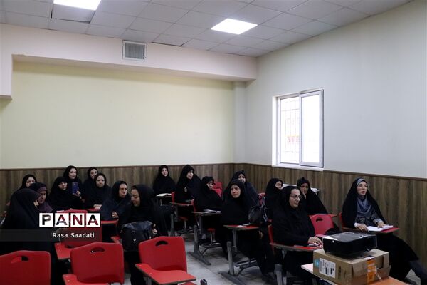 دوره توانمند‌سازی سپهردانش و معرفت