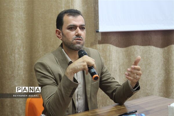 آیین افتتاحیه رویداد توانمندسازی فصل «صعود» ویژه مدیران مقطع متوسطه شهرستان‌های تهران