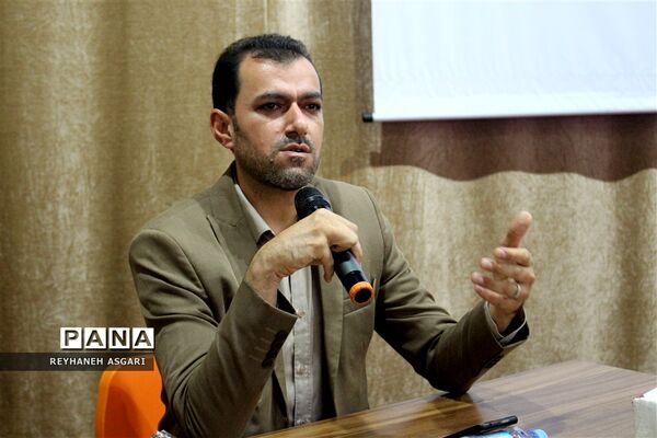 آیین افتتاحیه رویداد توانمندسازی فصل «صعود» ویژه مدیران مقطع متوسطه شهرستان‌های تهران