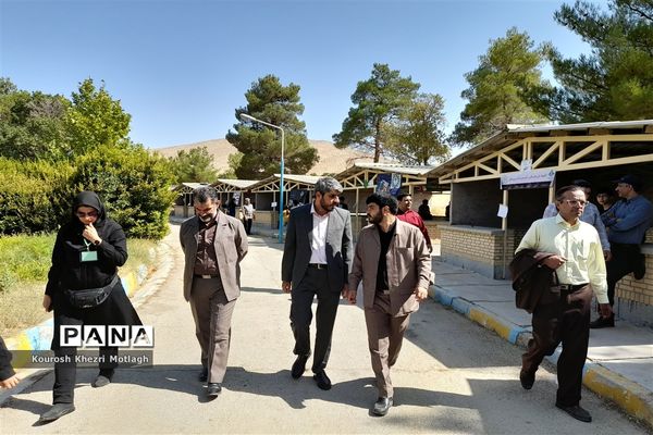 بازدید مسئولان استانی از روند مسابقات استانی المپیاد رویش در اردوگاه شهید دستغیب شیراز
