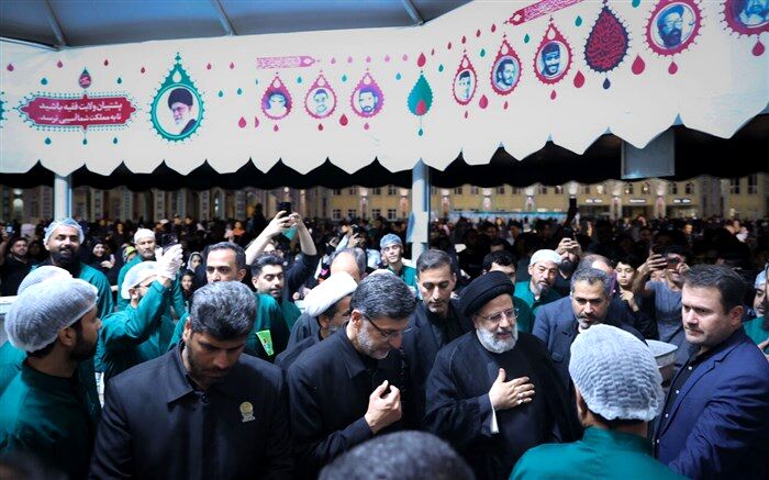 آیت‌الله رئیسی از مواکب حرم رضوی بازدید کرد