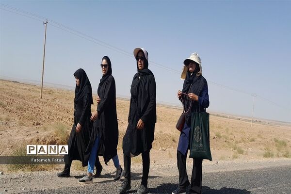 مراسم پیاده‌روی رضویّون به‌مناسبت سالروز شهادت امام رضا (ع) در شهرستان بام و صفی‌آباد