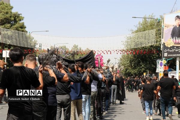 عزاداری مردم مشهد در دهه آخر صفر