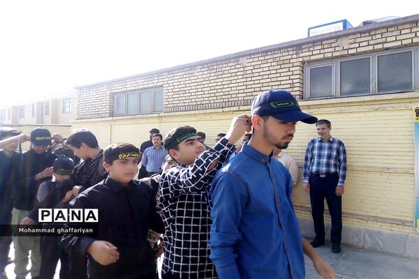اعزام اولین کاروان پیاده‌روی دانش‌آموزی زائران امام رضا (ع) از شهرستان تربت‌جام
