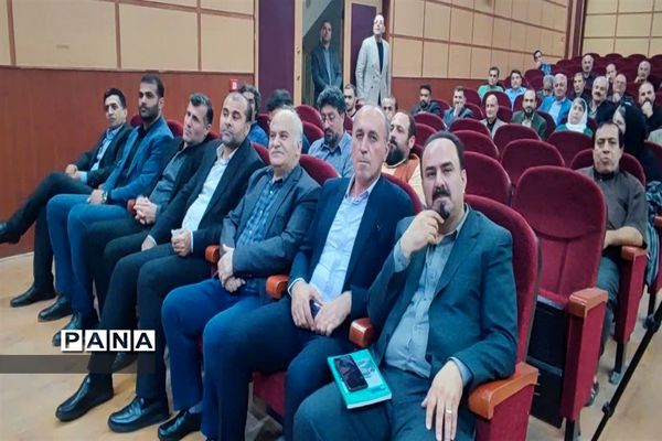 آیین رونمایی فصلنامه چارسوق فرهنگ در محمودآباد