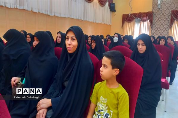 تبیین برنامه فراگیر پرورشی و فرهنگی در شهرستان طرقبه شاندیز